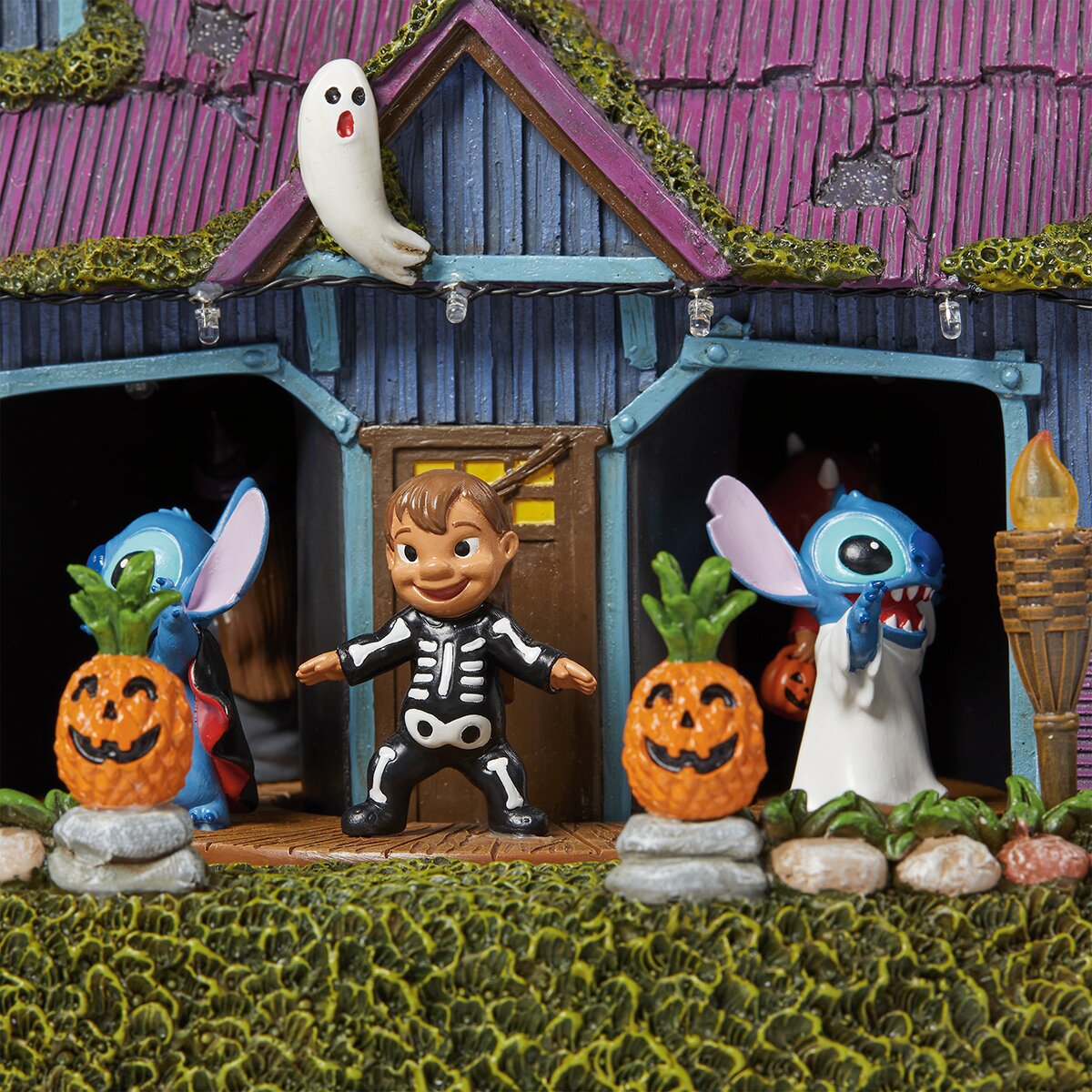Casa de Halloween Animada de Stitch con Luces y Música