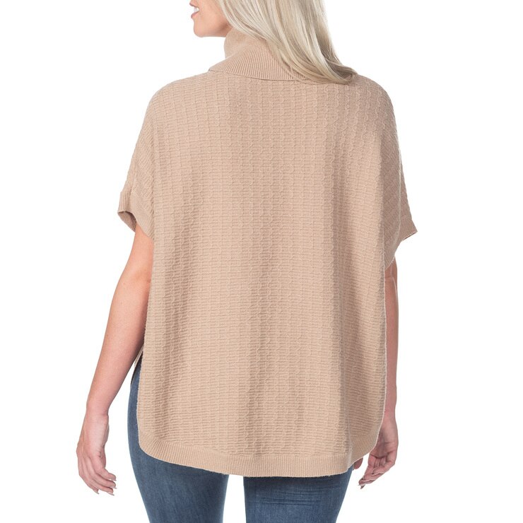 Rain and Rose, poncho suéter Costco México