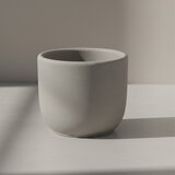 Zuccu Design, Tulip 3 Macetas Pequeñas de Concreto con Charola