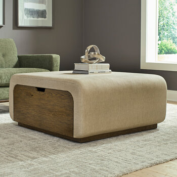 Universal Broadmoore Furniture, Otomano de Tela con Cajones Universal Broadmoore Furniture, Otomano de Tela con Cajones