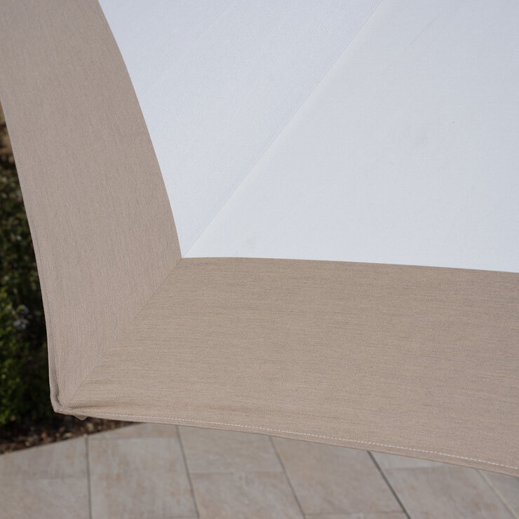 SunVilla, Sombrilla de 3.3 m Con Borde Color Beige