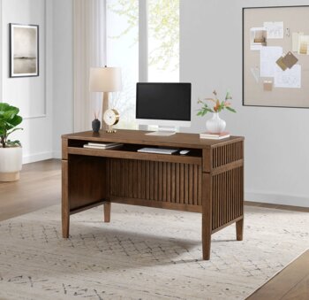 Foremost Home, Escritorio