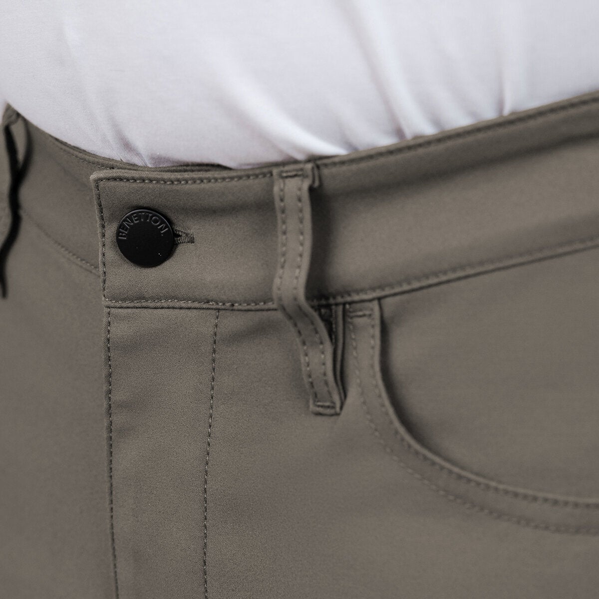 United Colors of Benetton Pantalones para Caballero Café 30X32