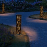 Mullally, Pilar Solar para Jardín