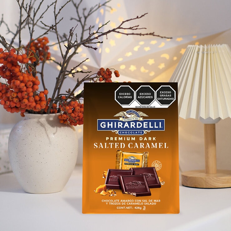 Ghirardelli Chocolate Amargo con Trozos de Caramelo Salado 426 g