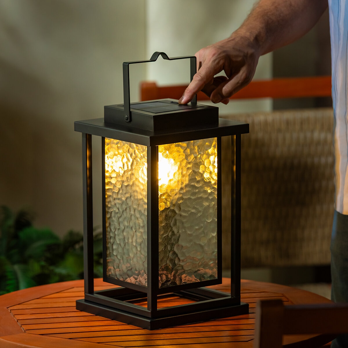 Evergreen, Revere Linterna Solar tipo Led Evergreen, Revere Linterna Solar tipo Led