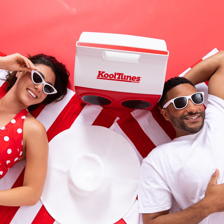 Igloo Hielera de 13 Litros con Bocinas KoolTunes Playmate Roja