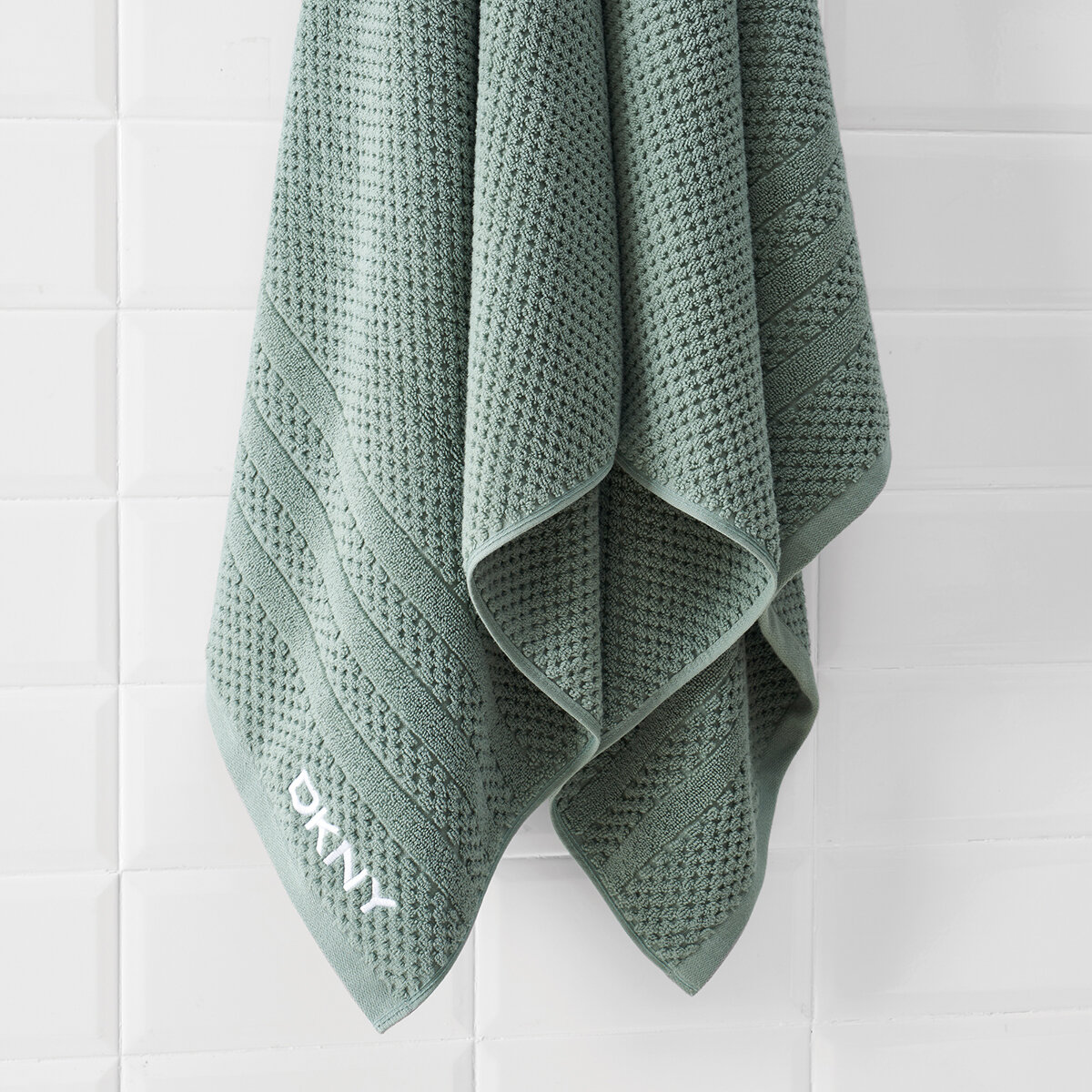 DKNY, Toalla de Baño 76 cm x 147 cm, Verde