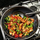 Hexclad, Wok Hibrido de 14" con Tapa (35 cm) Hexclad, Wok Hibrido de 14" con Tapa (35 cm)