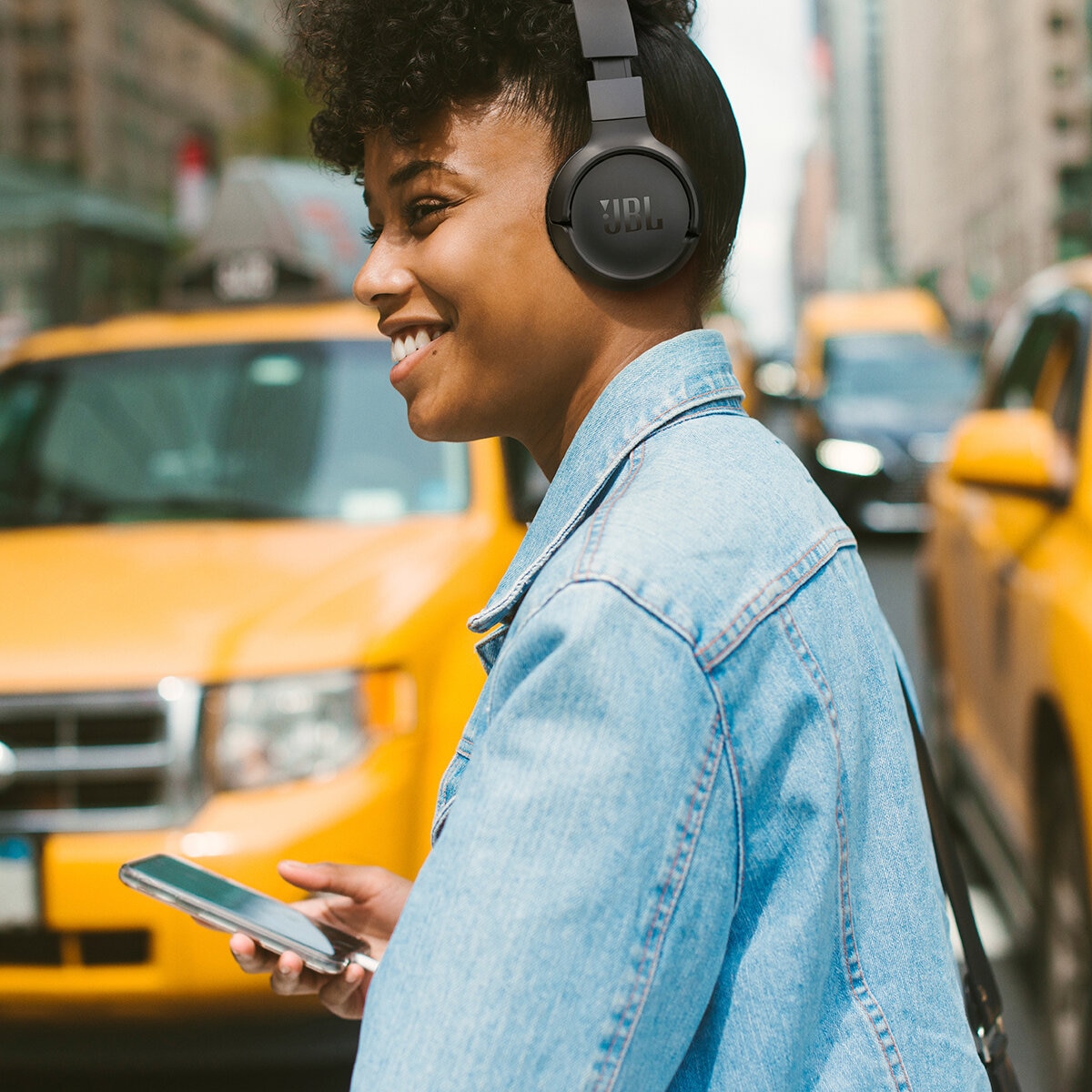 JBL Tune 670NC Negro