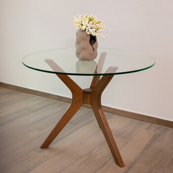 Tamarindo, Owe, Mesa para 4