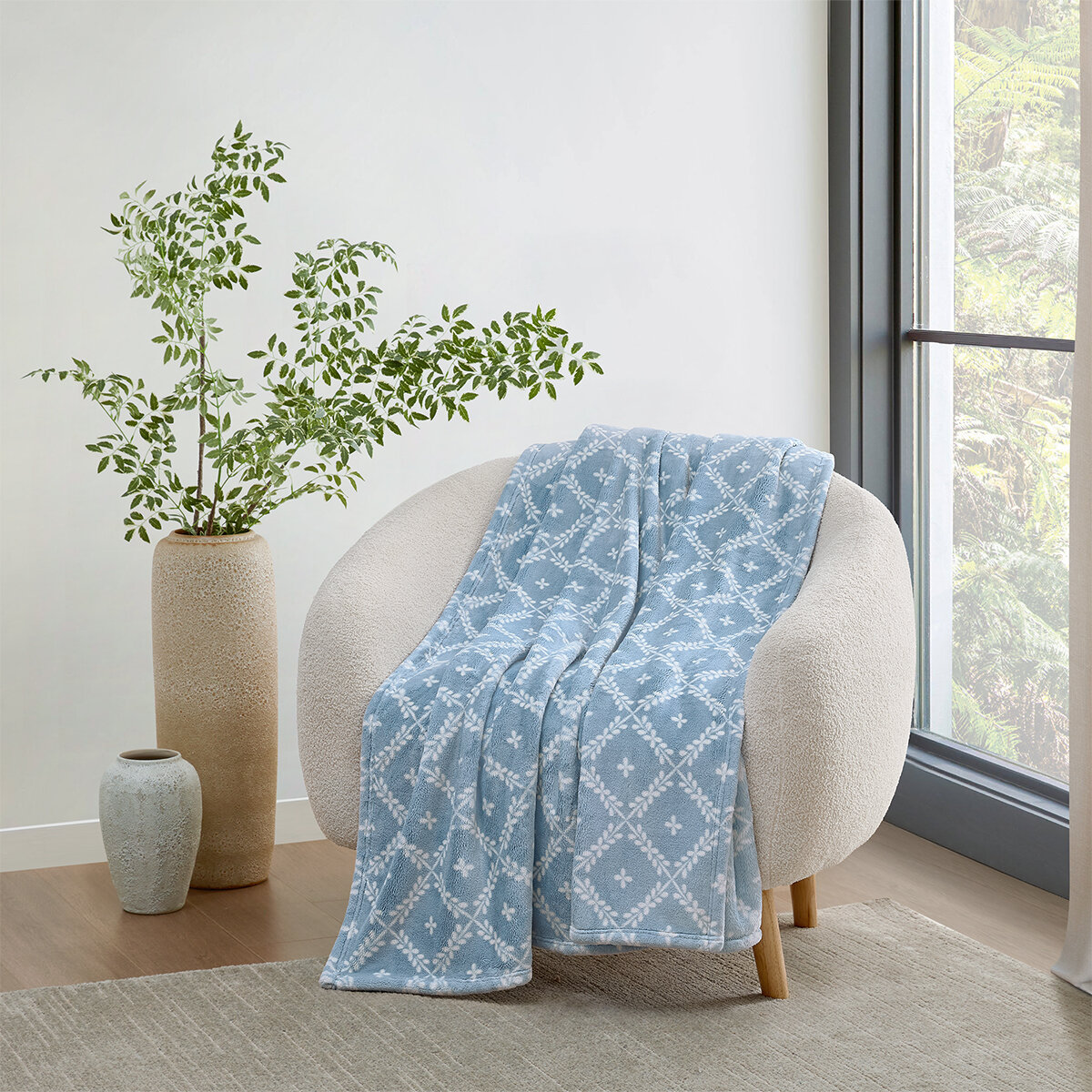 Casual Living Frazada Super Suave 152cm x 177cm, Modelo Adele Blue