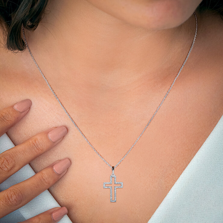 Dije de Cruz de Diamantes 0.25ctw, Oro Blanco 14K