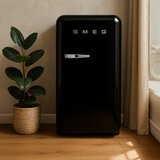 Smeg Frigobar 1.5" Negro