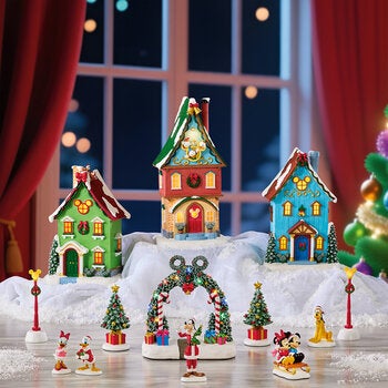 Disney Villa Navideña con Luces y Música, 13 Piezas.