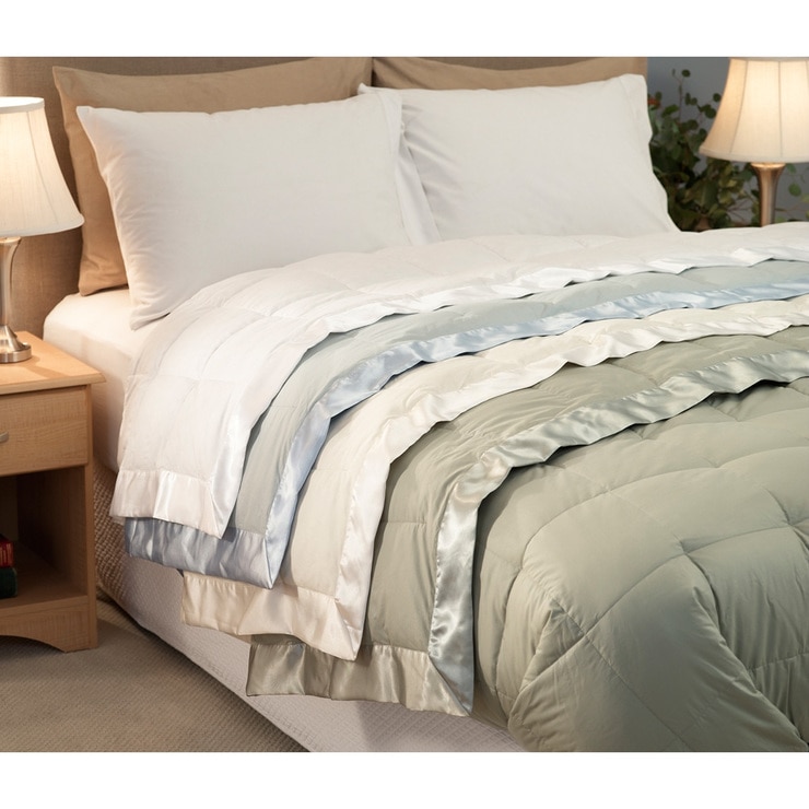 Pacific Coast®, colcha de pluma de ganso, mat/queen Costco México