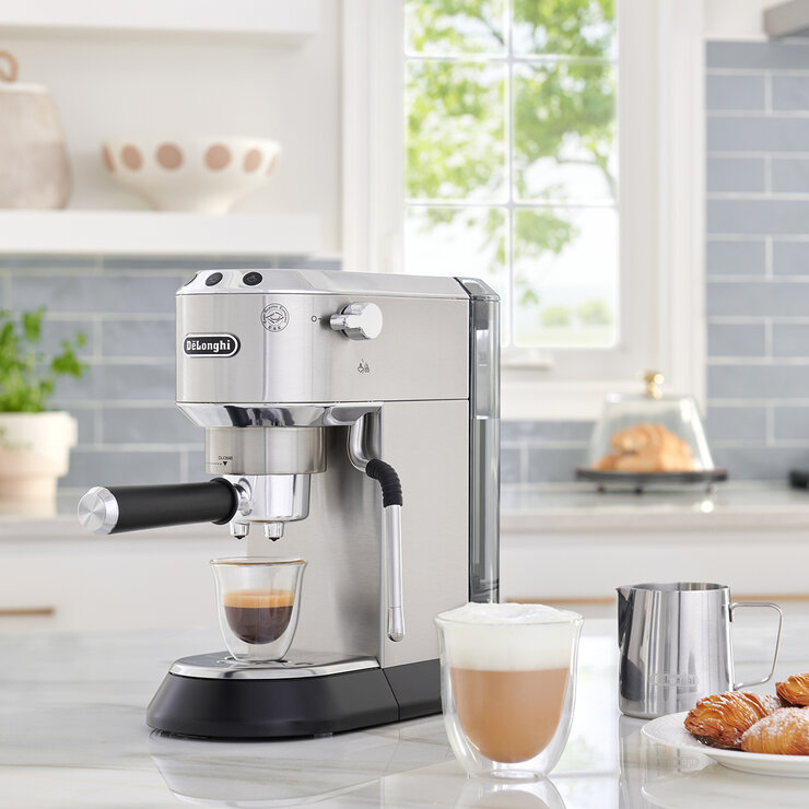De'Longhi Dedica Arte, Cafetera Espresso + Barista Kit