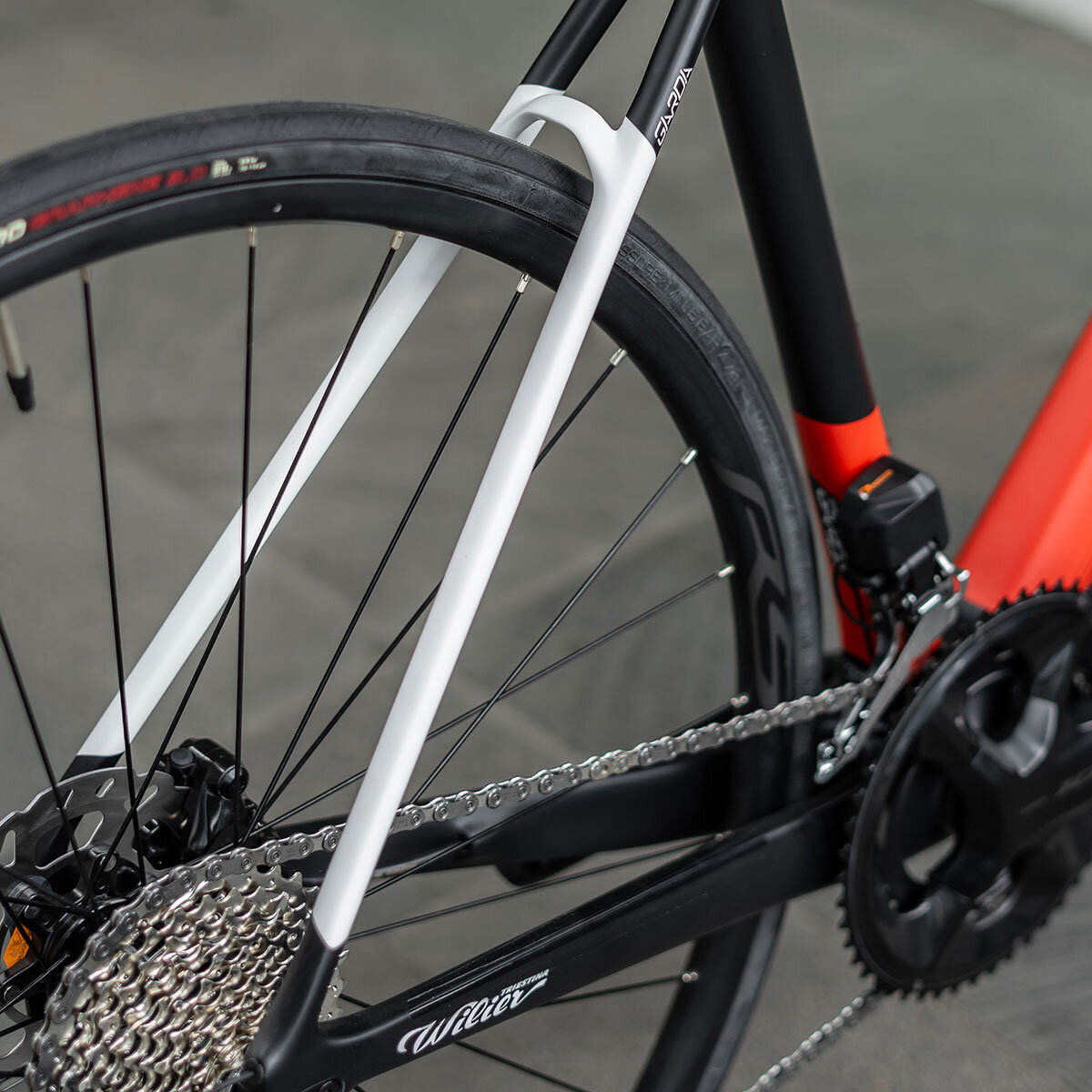 Wilier, Bicicleta Garda Disc 105 DI2 RS 171 Talla Chica