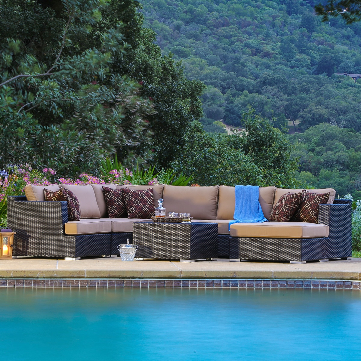 Sala de Jardín Seccional Beige Niko, 8 Piezas | Costco México