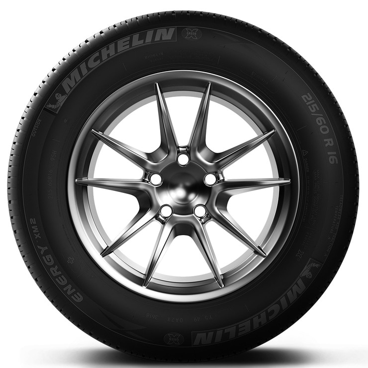 Llanta Michelin Energy XM2+ 195/60R16 89H Llanta Michelin Energy XM2+ 195/60R16 89H