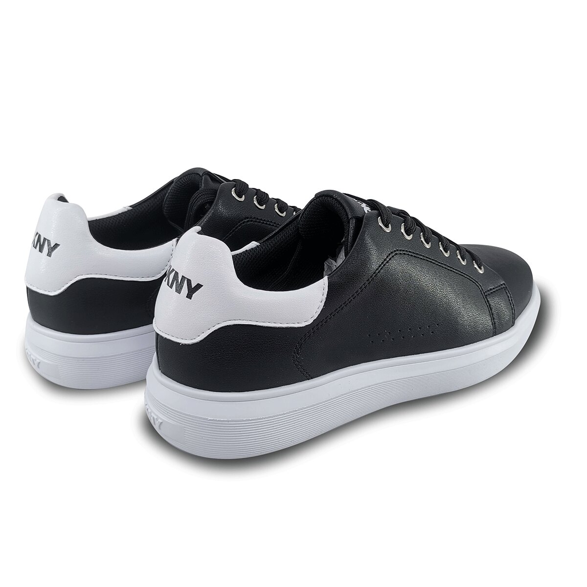 DKNY Tenis de piel para Caballero Negro US 8.5 / MEX 26.5