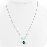 Collar con Dije de Esmeralda Creado y Diamantes 0.60ctw, Oro Blanco de 14K Collar con Dije de Esmeralda Creado y Diamantes 0.60ctw, Oro Blanco de 14K