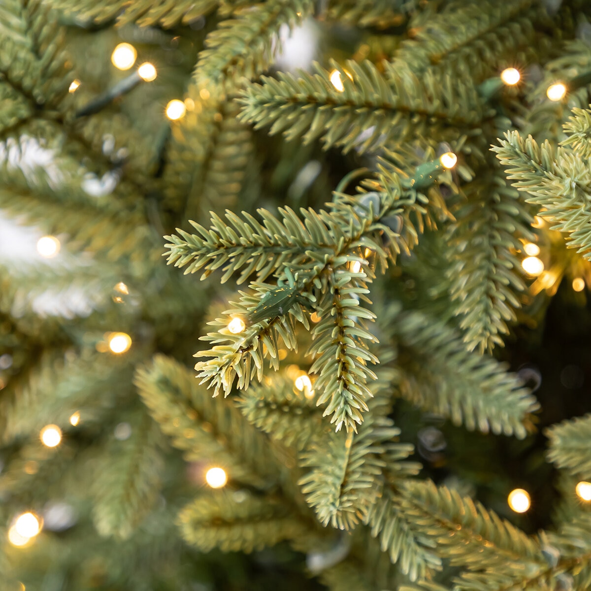 Árbol de Navidad Pre-Iluminado 1.9m con 1,200 Luces Radiant Micro LED