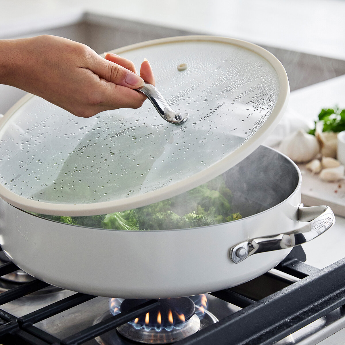Greenpan Bateria de Cocina de Aluminio Anodizado Resistente y Antiadherente de Ceramica 11 piezas Blanco