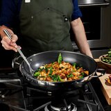 Hexclad, Wok Hibrido de 14" con Tapa (35 cm) Hexclad, Wok Hibrido de 14" con Tapa (35 cm)