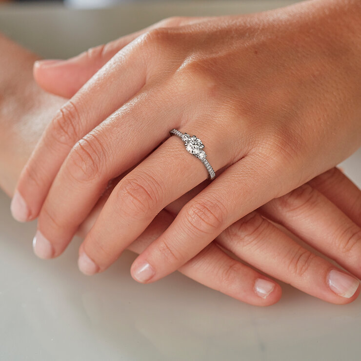 Anillo de Compromiso, 1.00ctw Diamantes, Oro Blanco 14K