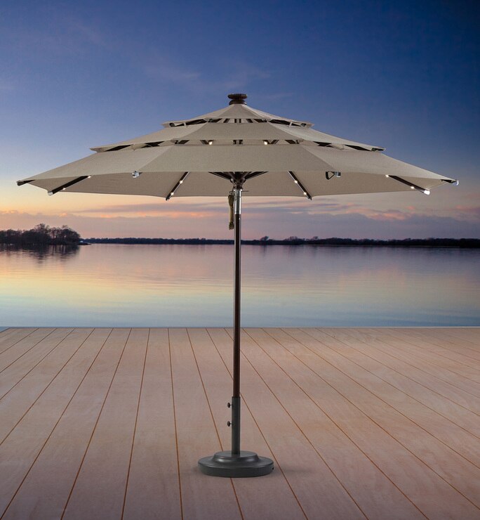 Sombrilla de Patio Proshade de 3.36m con Luces LED Color Beige Costco México