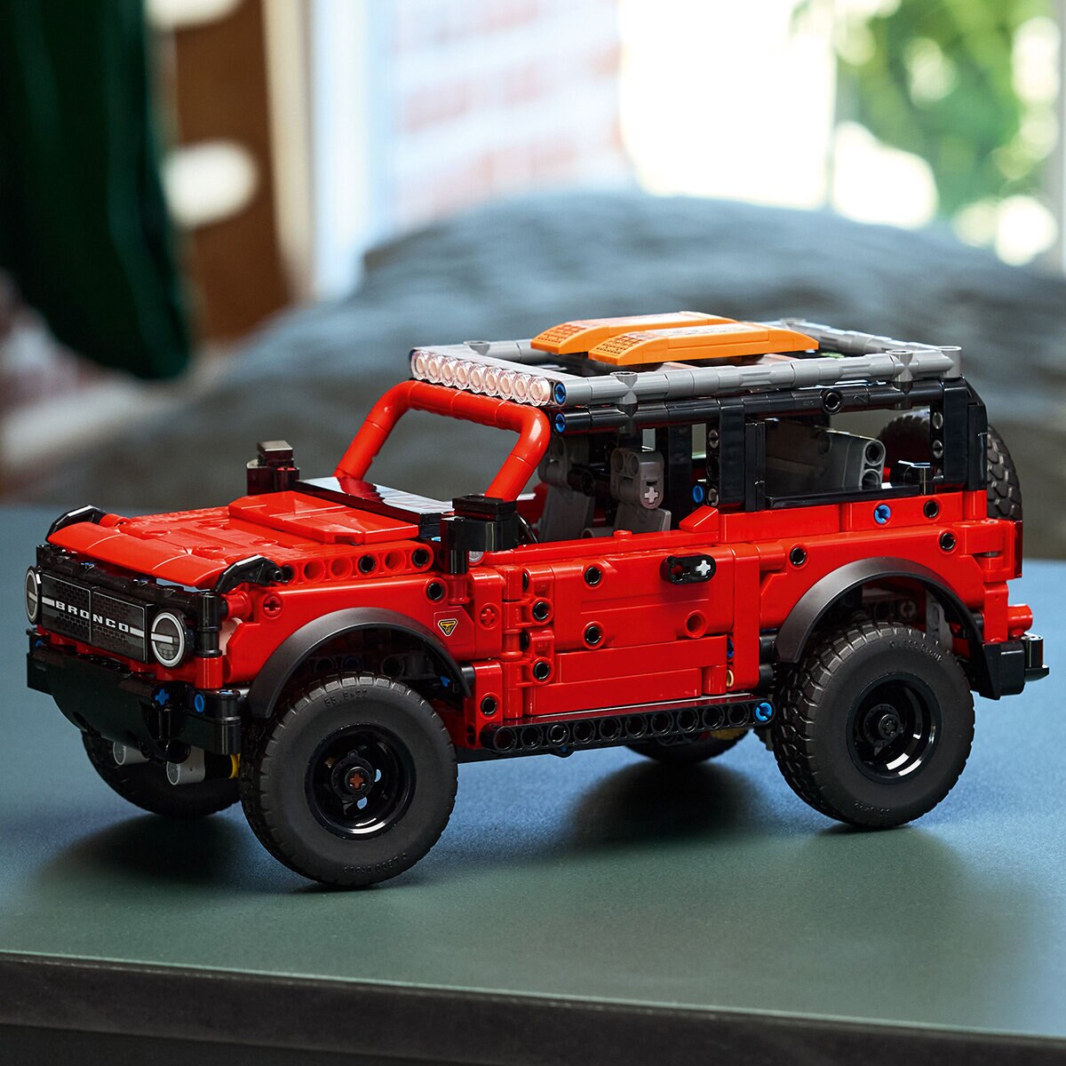 LEGO Technic, Furgoneta Ford Bronco
