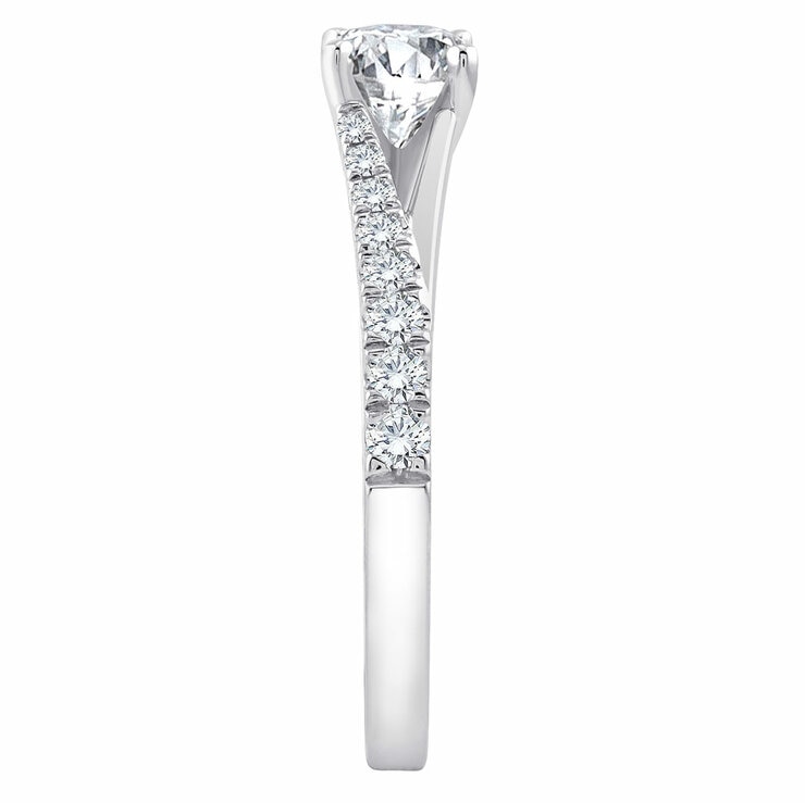 Anillo, 0.97ctw, en Platino Anillo, 0.97ctw, en Platino