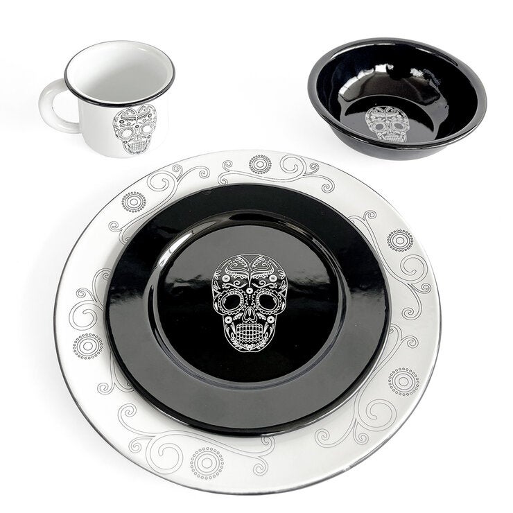 Baro Industrial, Vajilla Peltre, Diseño Calavera, 16 piezas Baro Industrial, Vajilla Peltre, Diseño Calavera, 16 piezas