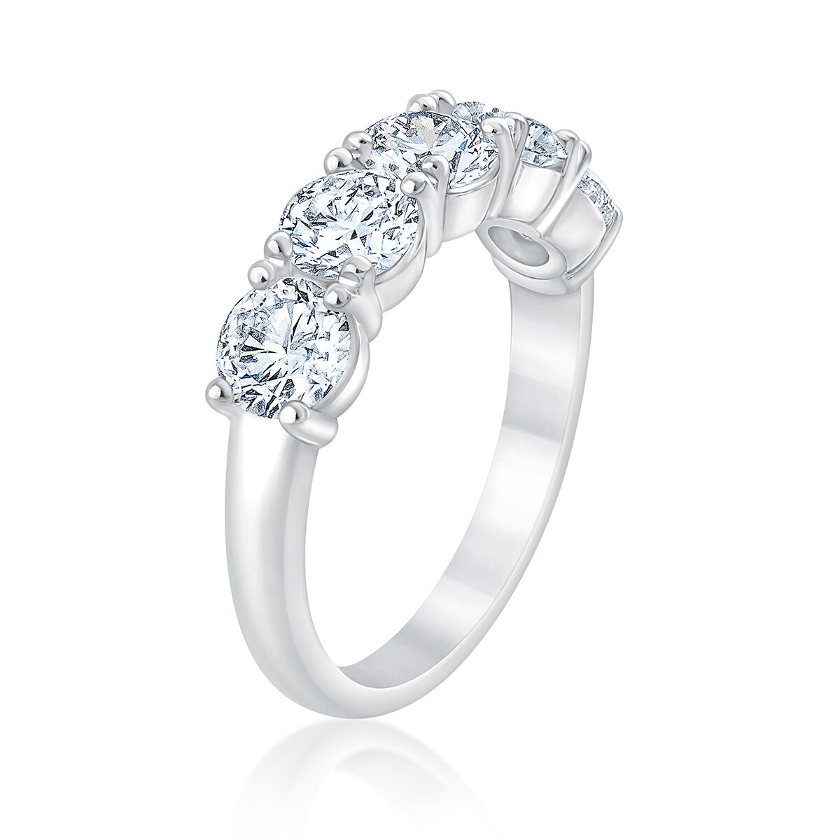 Anillo, Diamantes 2.50ctw, Platino