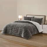 Frye, Juego de Edredón Queen de 3 piezas, Varios Colores Frye, Juego de Edredón Queen de 3 piezas, Varios Colores