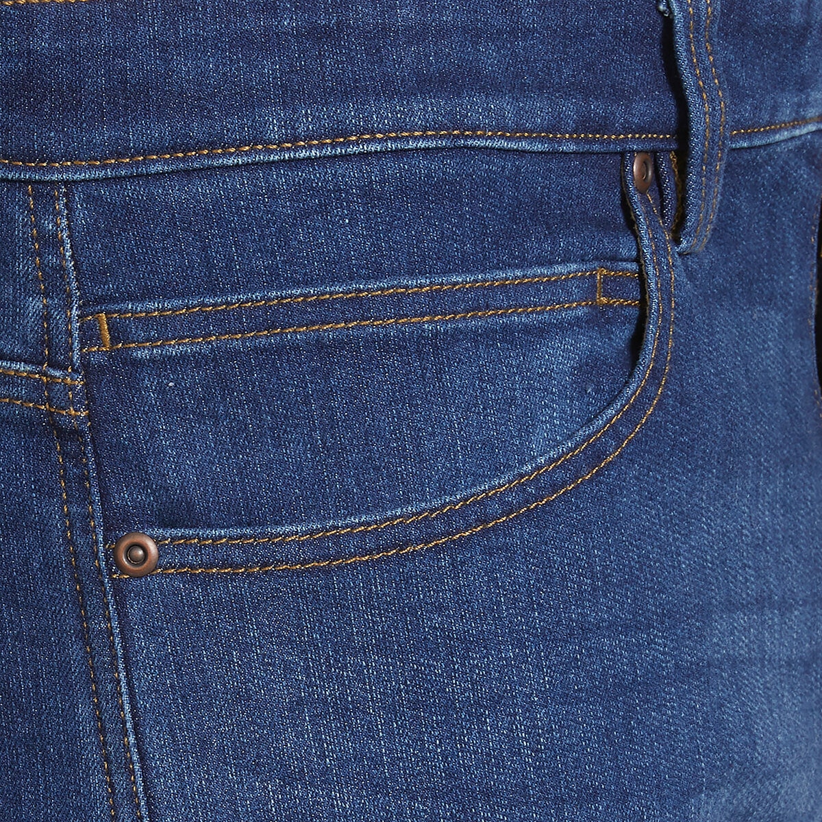 Kirkland Signature Jeans para caballero  azul 36X30