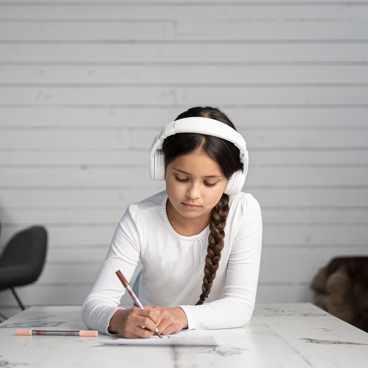 Onaoff Buddyphones Play Plus Audífonos Inalámbricos para Niños Blanco