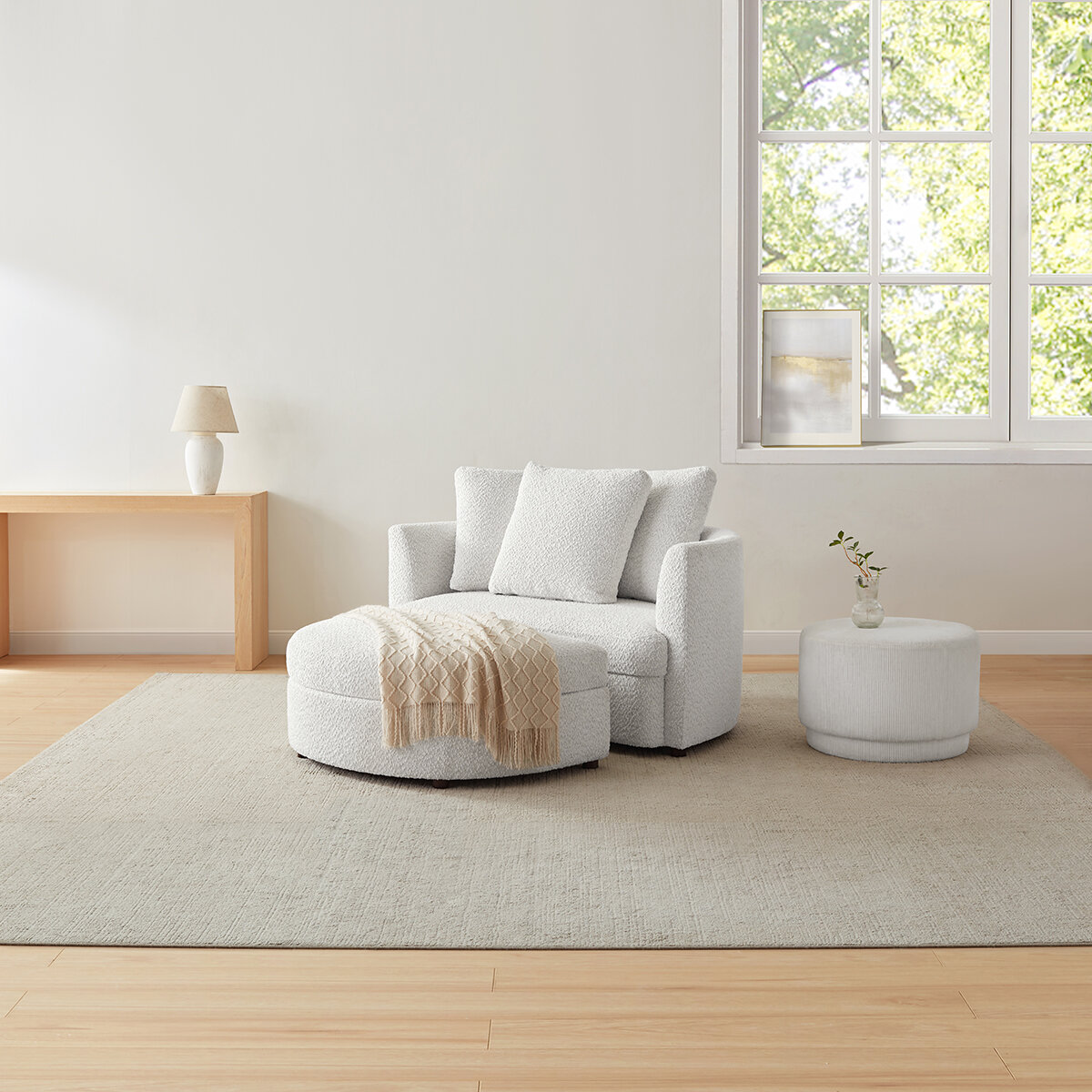 Aiden & Ivy, Silla Decorativa de Tela con Otomano