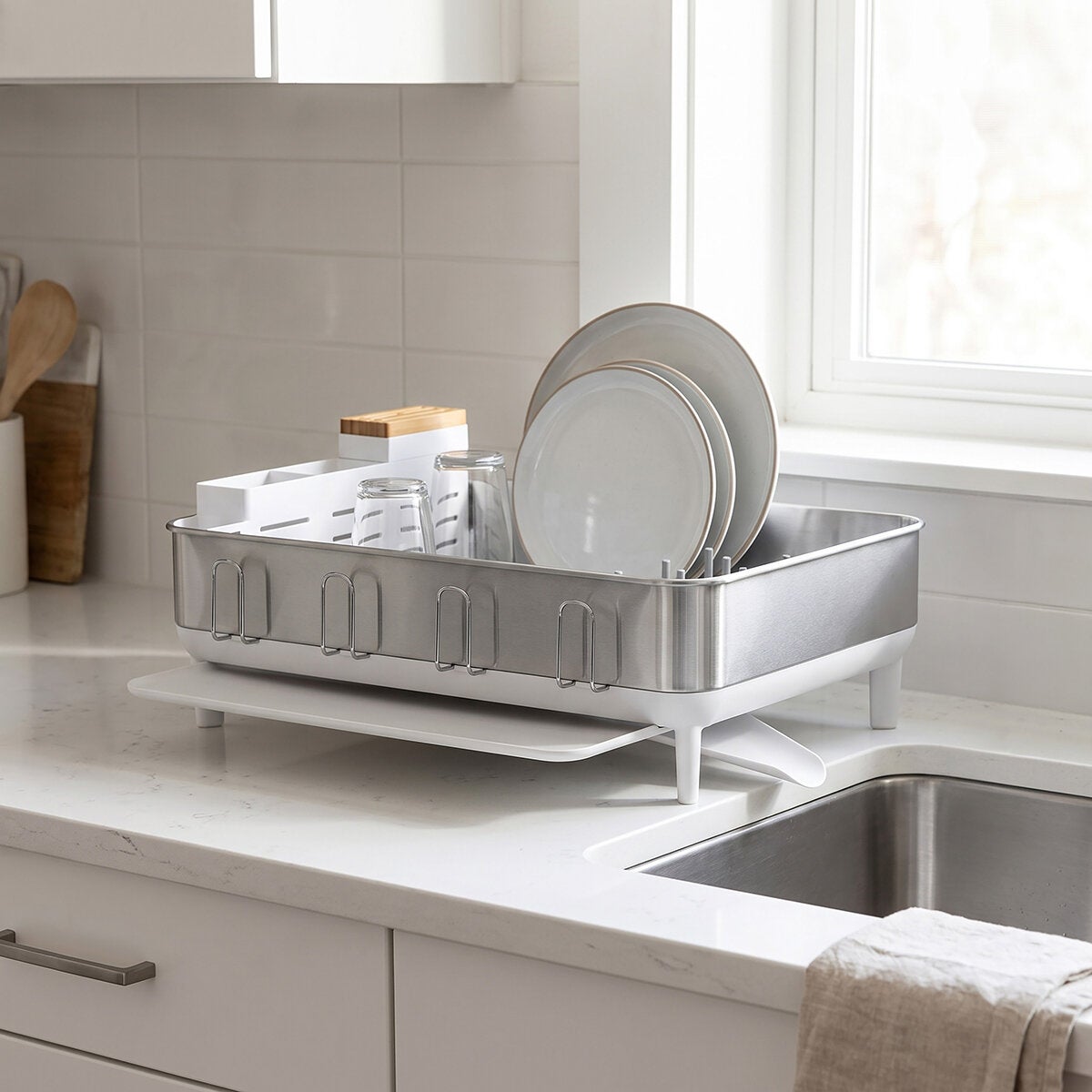 simplehuman, Escurridor de Platos de Acero Inoxidable con Base de Plástico