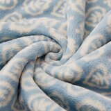 Monte & Jardín Frazada Ultra Afelpada 152cm x 177cm, Leaf Monte & Jardín Frazada Ultra Afelpada 152cm x 177cm, Leaf