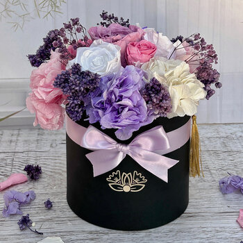 Alive, Bouquet Mix Lila, Caja Negra, Duración 6 Meses.