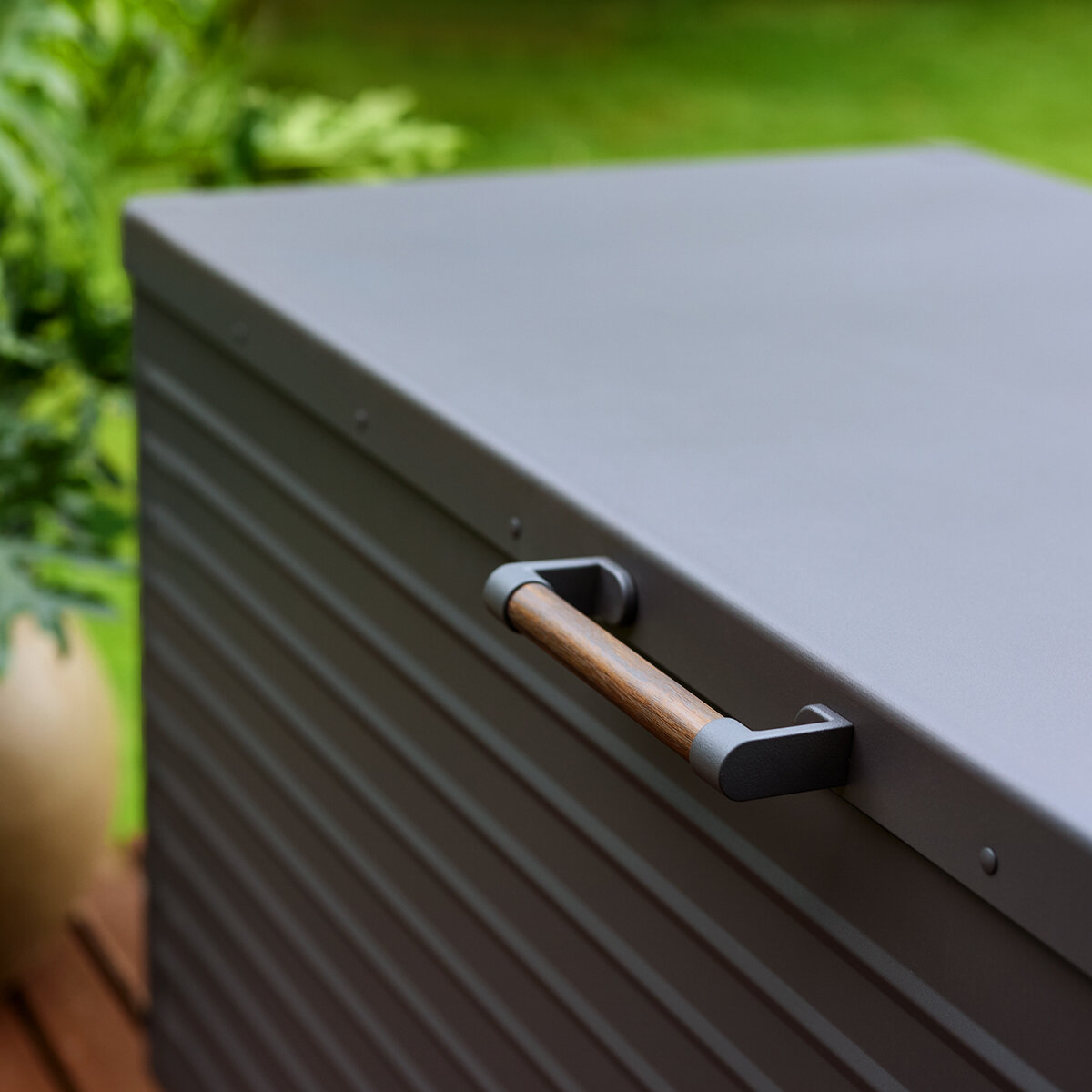 Mirador, Caja de Almacenamiento de Aluminio con Capacidad de 776L