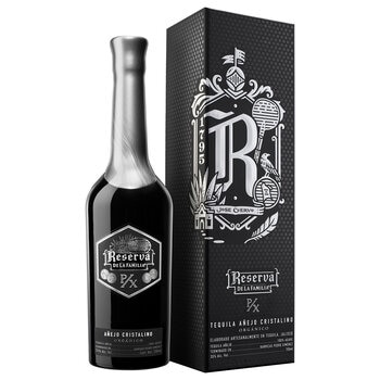 Tequila Reserva de la Familia Añejo Cristalino 700 ml