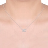 Collar de Diamantes 0.18ctw, con Dije de 'XO', Oro Blanco 14K Collar de Diamantes 0.18ctw, con Dije de 'XO', Oro Blanco 14K