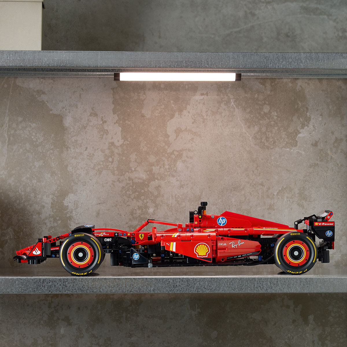LEGO Technic Fórmula 1, Ferrari SF-24 F1