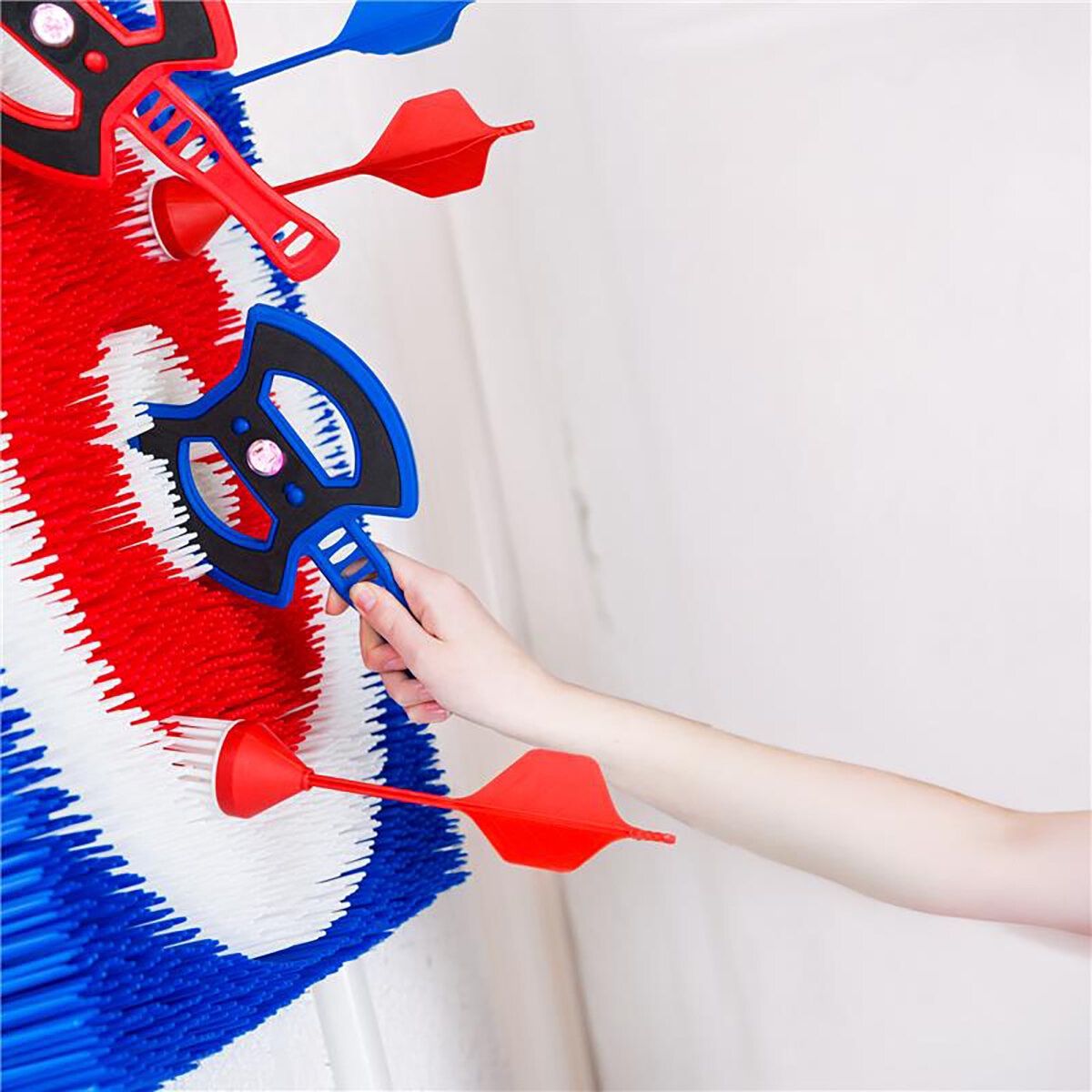 East Point Tiro con Hacha Iluminado y Estrellas para Lanzar