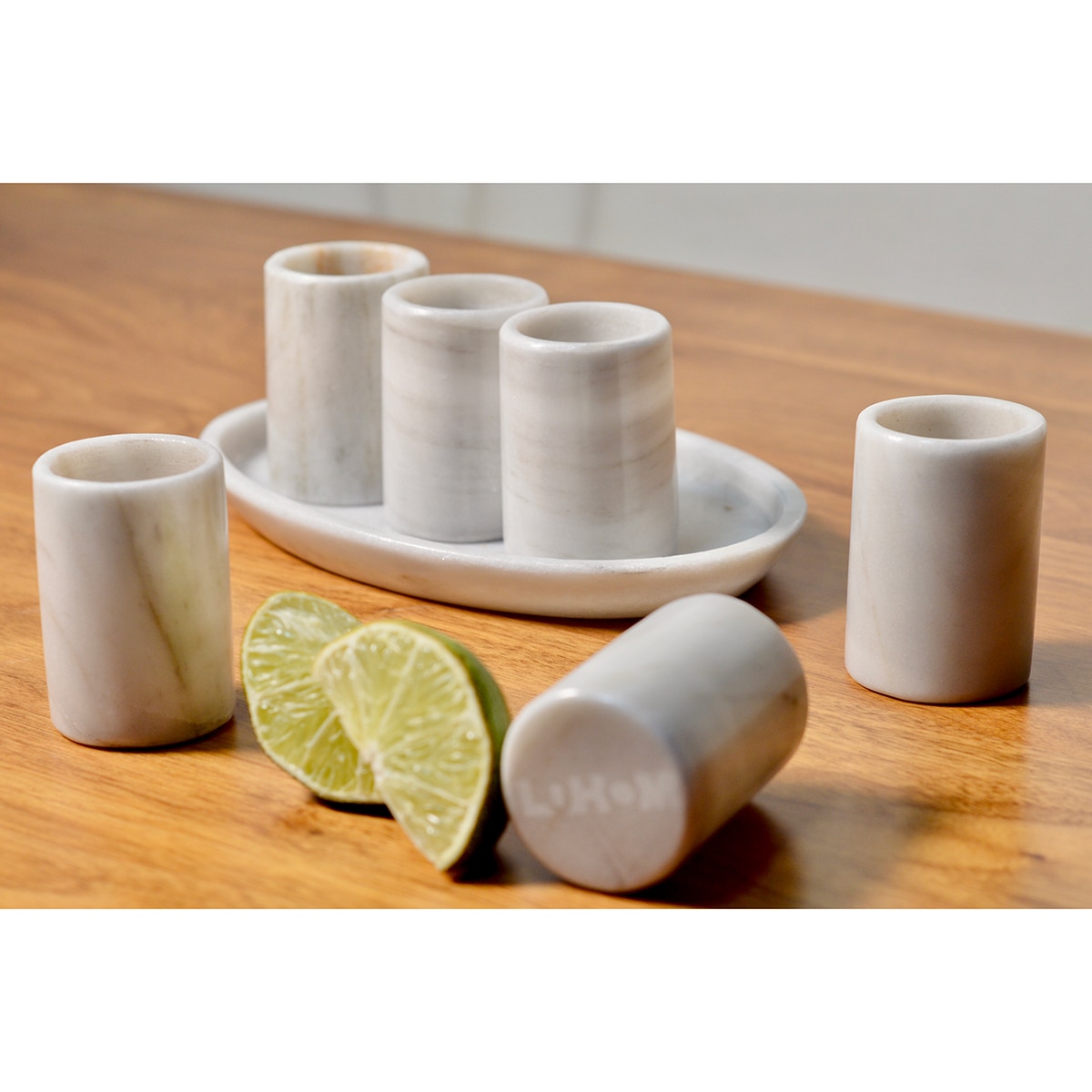 Luhom, Set de Tequileros y Base de Mármol 6 Piezas , Blanco