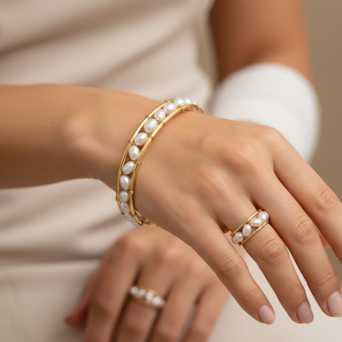 Mayfer, Juego de Pulsera y Anillo con Perlas de Río Mayfer, Juego de Pulsera y Anillo con Perlas de Río