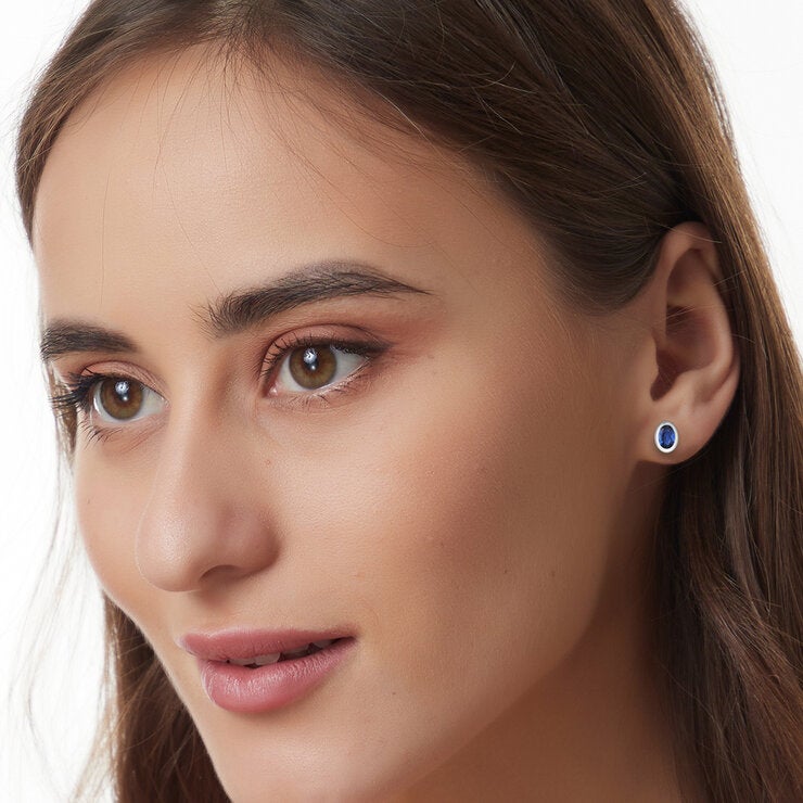 Aretes de Zafiro, Oro Blanco 14K Aretes de Zafiro, Oro Blanco 14K